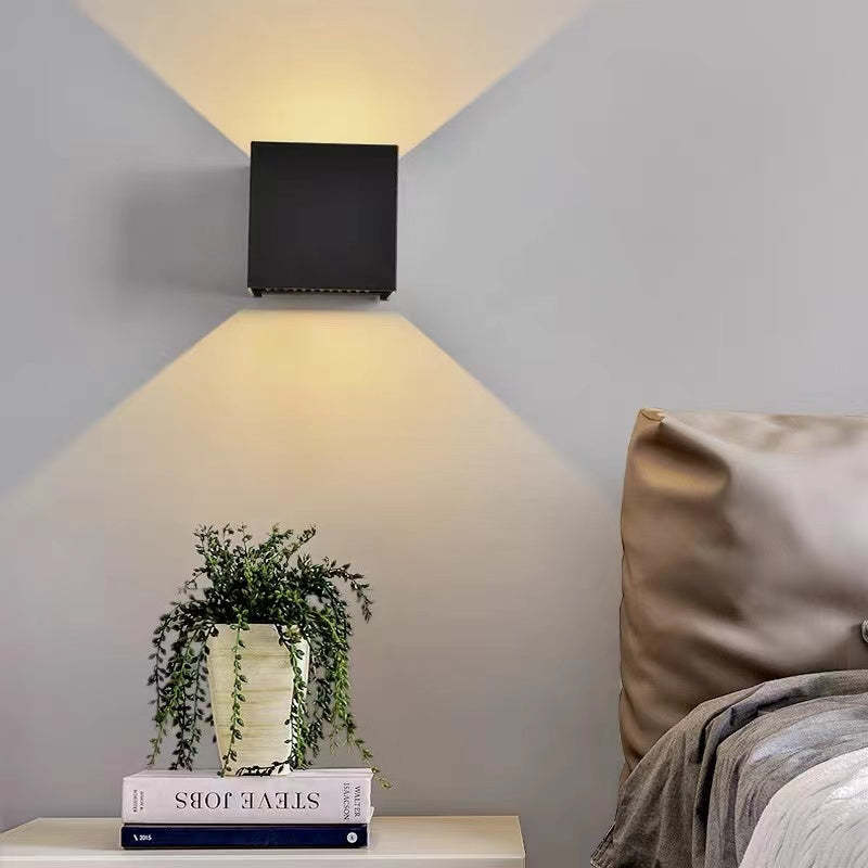 Applique murale LED moderne en aluminium étanche pour l'intérieur et l'extérieur