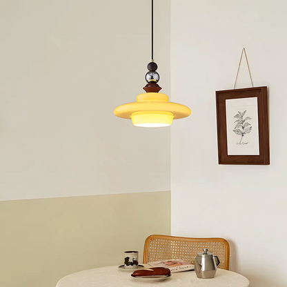 Lampe pendante de salle à manger en verre beige de style médiéval